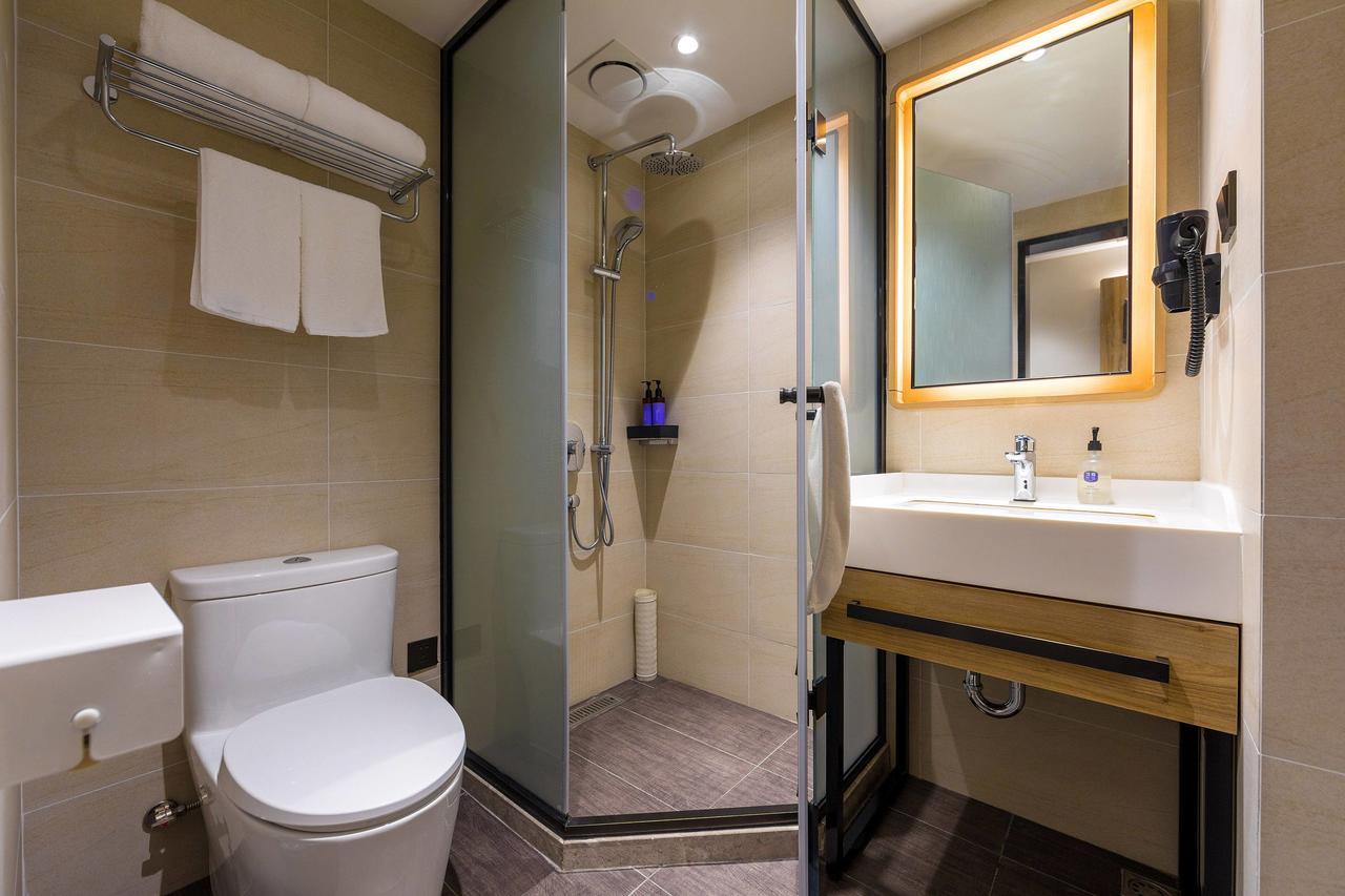 Hanting Premium Hotel Shanghai Plaza 66 Bagian luar foto